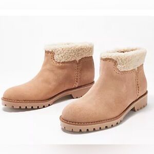 Jack Rogers Suede Sherpa Bootie Sophie Tan Women Size 9